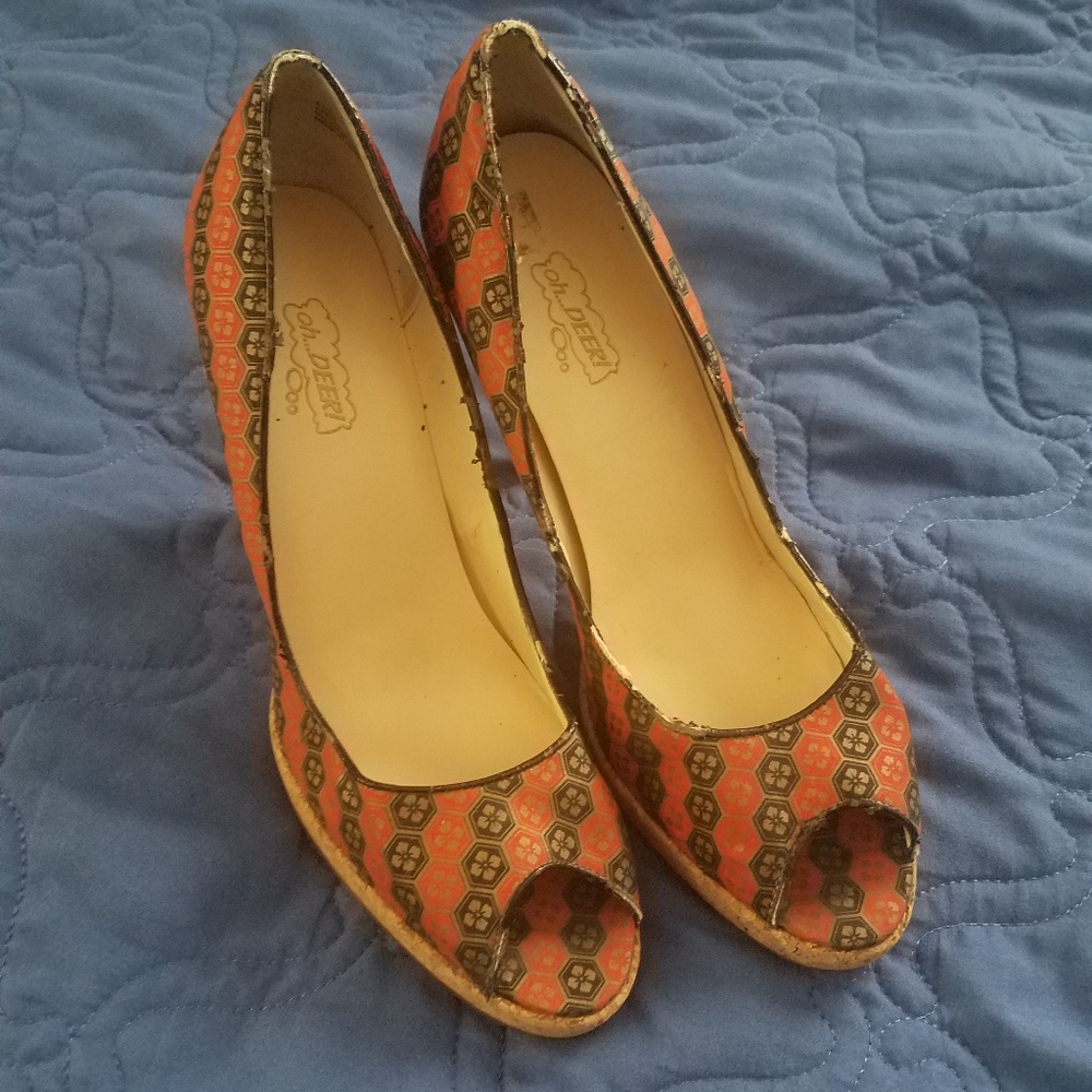 Oh Deer peep toe pumps